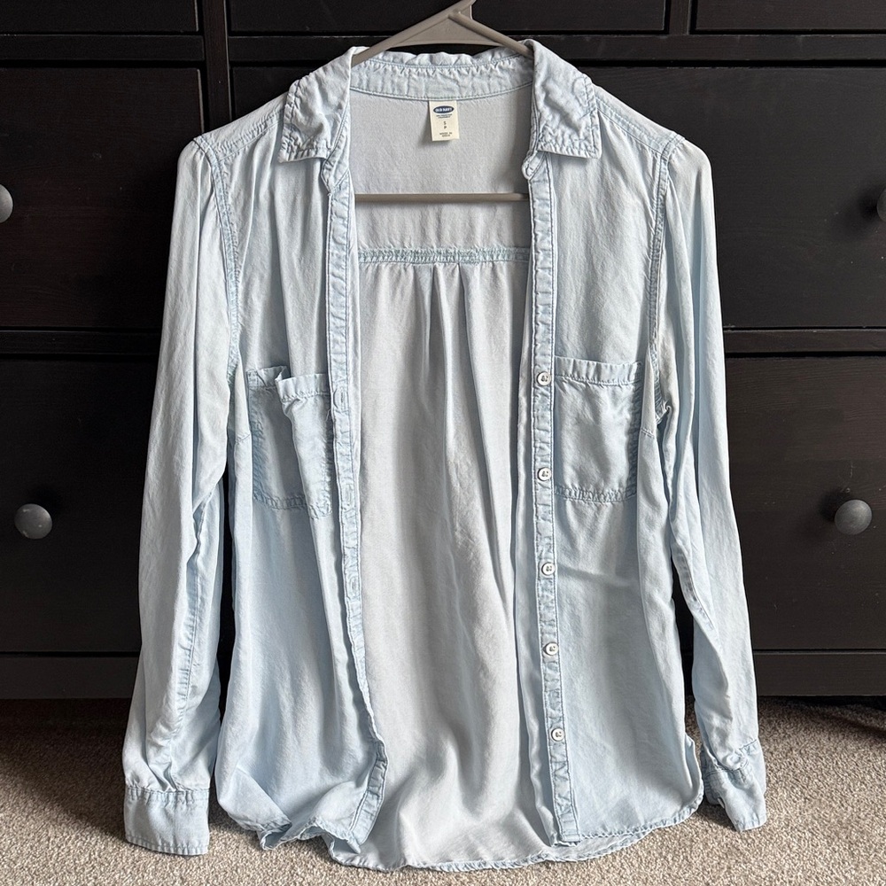 Old Navy chambray button down